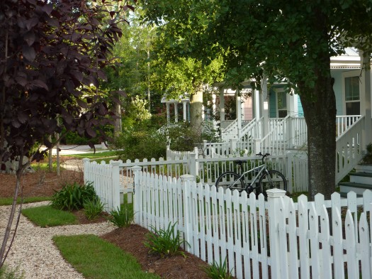 Mississippi Cottages lush w:bike copy